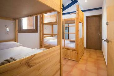 Crux Albergue