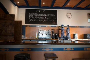 Crux Albergue