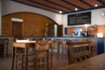 Crux Albergue