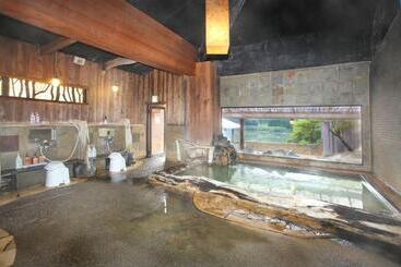 هتل Aso Baien Spa Resort