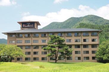 هتل Aso Baien Spa Resort