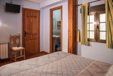 هتل Hospedaje Rural Casa Parri