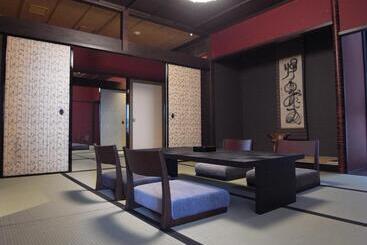 בית מלון כפרי Kizashi The Suite 京都祇園