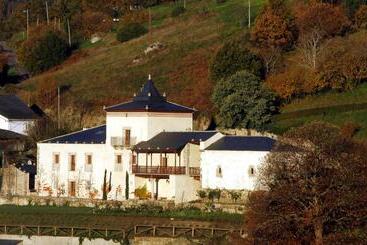 هتل Rural Palacio De Prelo