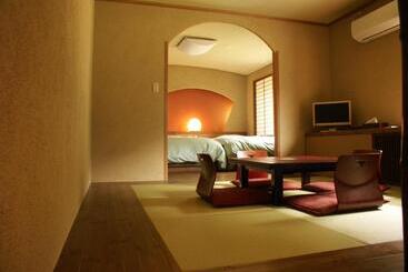 هتل Super Hydrogen Rich Spa Yado Kanzan