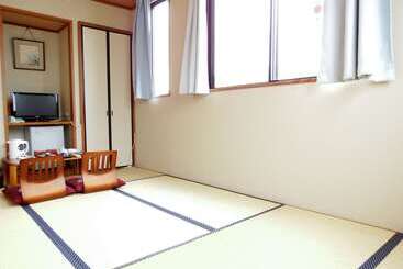 هتل Wakatake Ryokan
