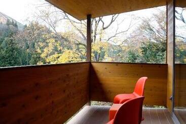 ریوکان Satoyama Jujo The House
