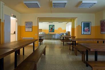 Alberg Escola De Piragüisme De Sort