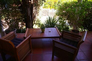 هاستل B&b Inés