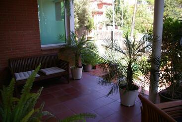 هاستل B&b Inés
