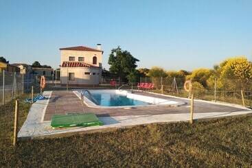 Albergue De Cretas