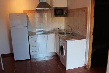 هاستل Hostal Restaurante El Cercao