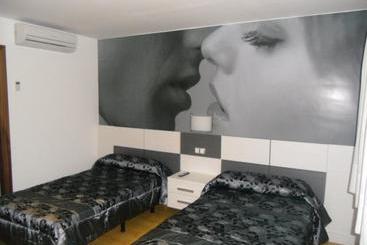 هاستل Hostal Restaurante Texas