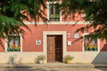 Albergue Lamorena