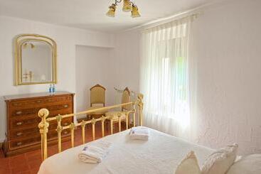 Albergue Lamorena