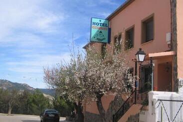 Bed and Breakfast Hostal Almenara