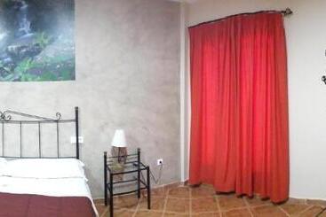 تختخواب و صبحانه Casa Rural Entresierras