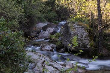 تختخواب و صبحانه Casa Rural Fuente El Boticario