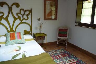 تختخواب و صبحانه Casa Rural Los Riegos