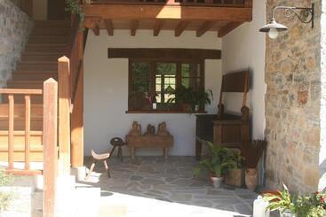 تختخواب و صبحانه Casa Rural Los Riegos