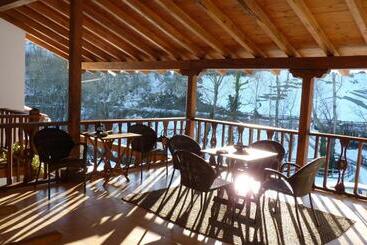 تختخواب و صبحانه Casa Rural Los Riegos