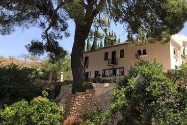 Cortijo El Pino Retreat - Albuñuelas