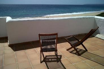تختخواب و صبحانه Villa Biarritz