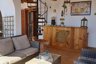 Casa Roble B&b