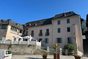 Hostel Baqueira Refugi Rosta Pyrenmuseu