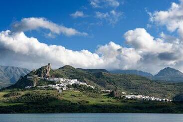 Al Lago - Zahara de la Sierra