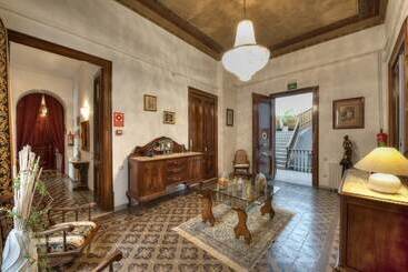هتل Casa Ceremines
