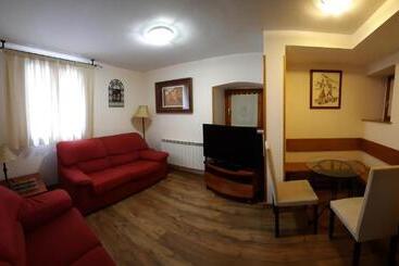 هتل Casa Escolano
