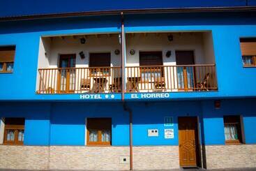 هتل El Horreo De Aviles