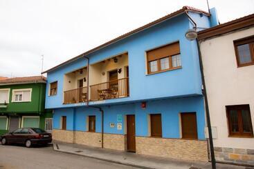 هتل El Horreo De Aviles