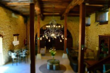 هتل Hospederia Palacio De Casafuerte