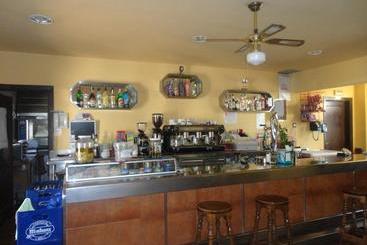 هتل Hostal Mesón Del Rey