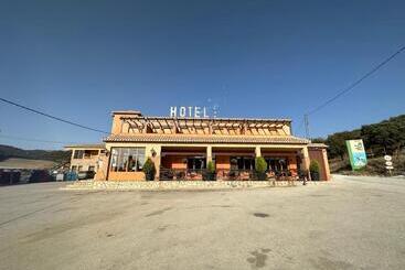 هتل Restaurante Los Caños De La Alcaiceria