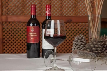 هتل Restaurante Los Caños De La Alcaiceria