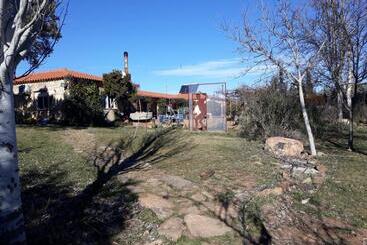 هتل Rural La Cimbarra