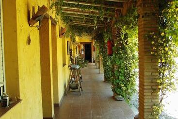 هتل Rural La Cimbarra