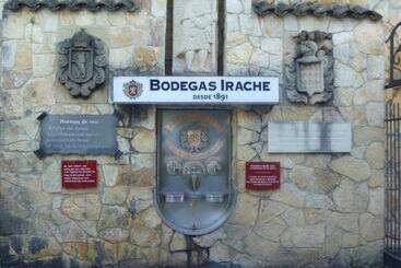 اقامتگاه Camping Iratxe Ciudad De Vacaciones