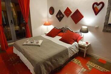 هاستل Barrio Boutik Hostal Long Stays