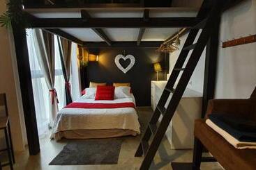 هاستل Barrio Boutik Hostal Long Stays