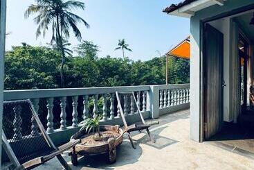 تختخواب و صبحانه Casa Da Praia