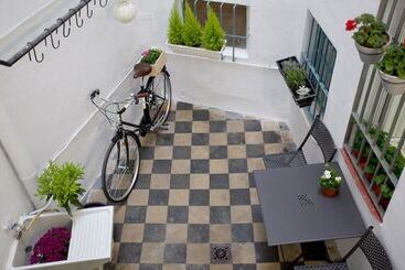 Cordoba Bed And Be   Hostel