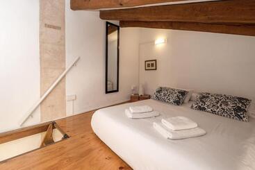 هتل Ramón Llull House