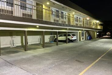 Bayview Motel