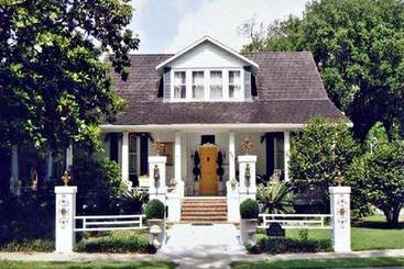 مبيت وإفطار Ducote Williams House
