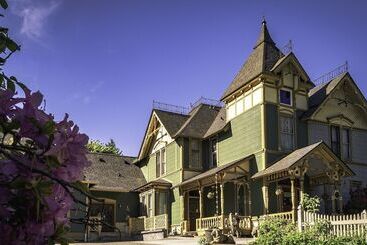 تختخواب و صبحانه Swantown Inn