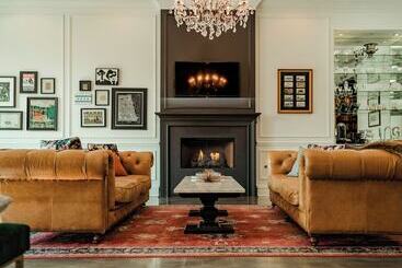 هتل The Guesthouse